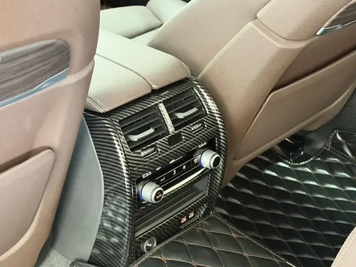 BMW 5 Series 2021 Model 530Li Exclusive Model Luxury Set – фото 9