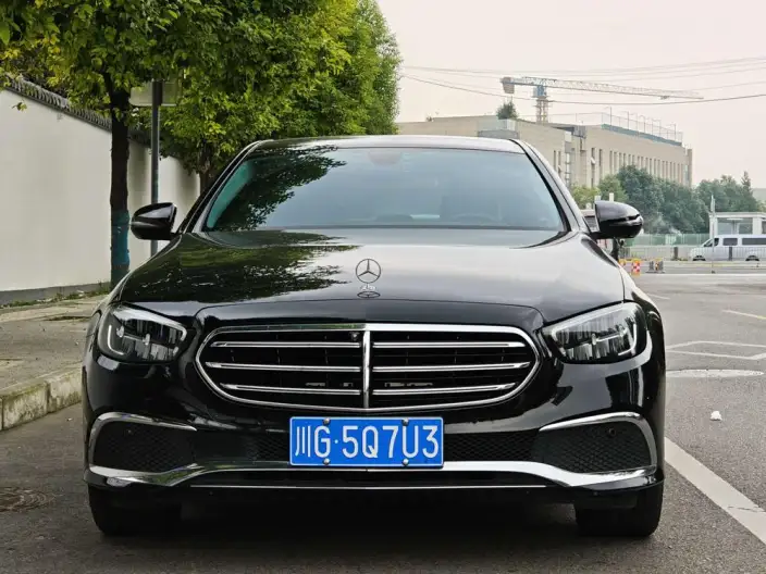 Mercedes-Benz E-Class 2021 Model E 300 L Luxury Model sedan – фото 2
