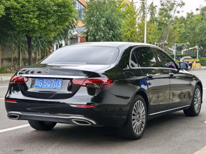 Mercedes-Benz E-Class 2021 Model E 300 L Luxury Model sedan – фото 6