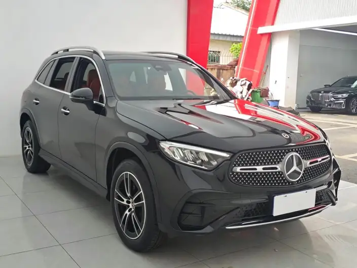 Mercedes-Benz GLC 2025 Model Facelift GLC 260 L 4MATIC Luxury Model 5 seat – фото 3