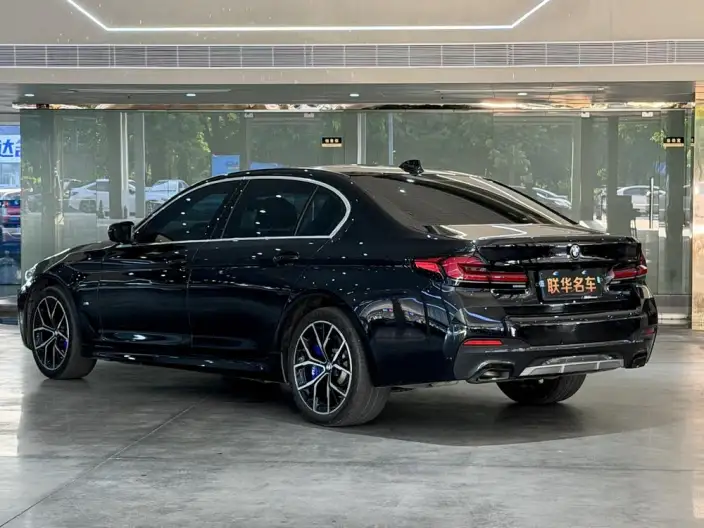 BMW 5 Series 2023 Model 530Li Exclusive Model M Sports Set – фото 3