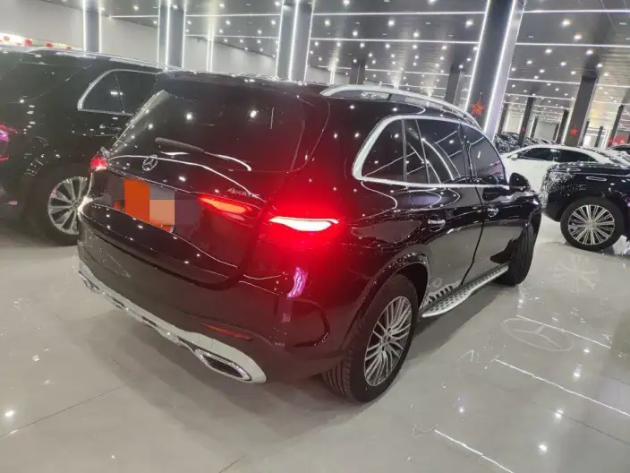 Mercedes-Benz GLC 2023 Model GLC 300 L 4MATIC Dynamic Model 5 seat – фото 4