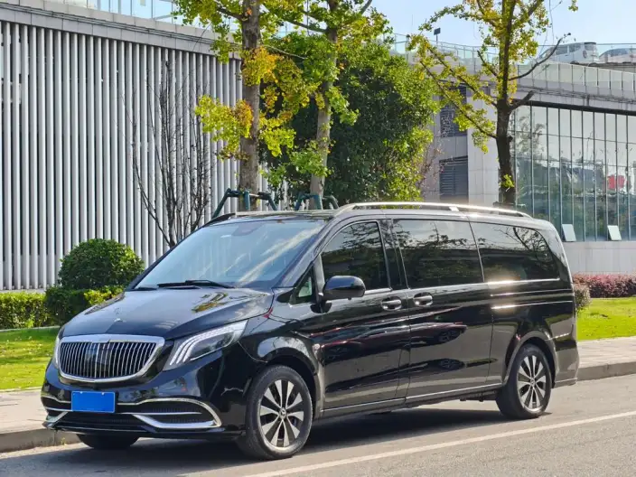 Viano 2021 Model 2.0T Business Edition 7 seat – фото 1