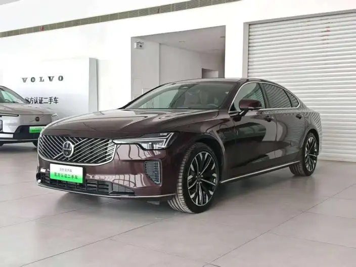 Volvo S90 PHEV 2026 Model T8 4WD Long Battery Life Pro Smart Range Deluxe Edition