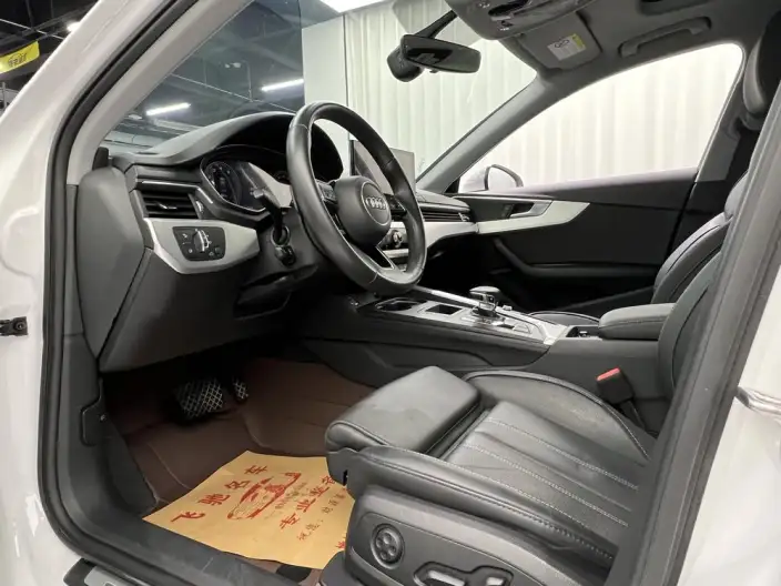 Audi A4 L 2020 Model 40 TFSI Fashion Dynamic Model – фото 9