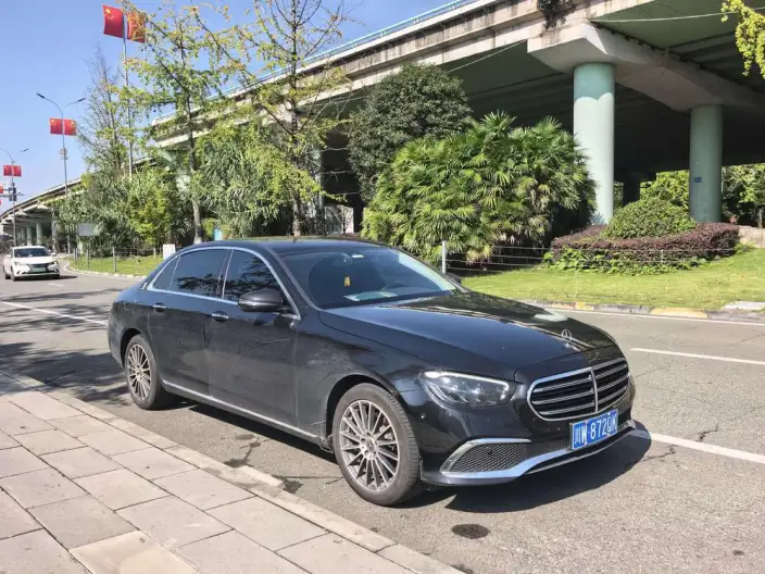 Mercedes-Benz E-Class 2021 Model Facelift E 260 L sedan – фото 3