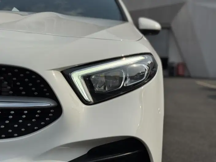 Mercedes-Benz A-class 2022 Model Facelift II A 200 L Sports sedan Fashion Edition – фото 10