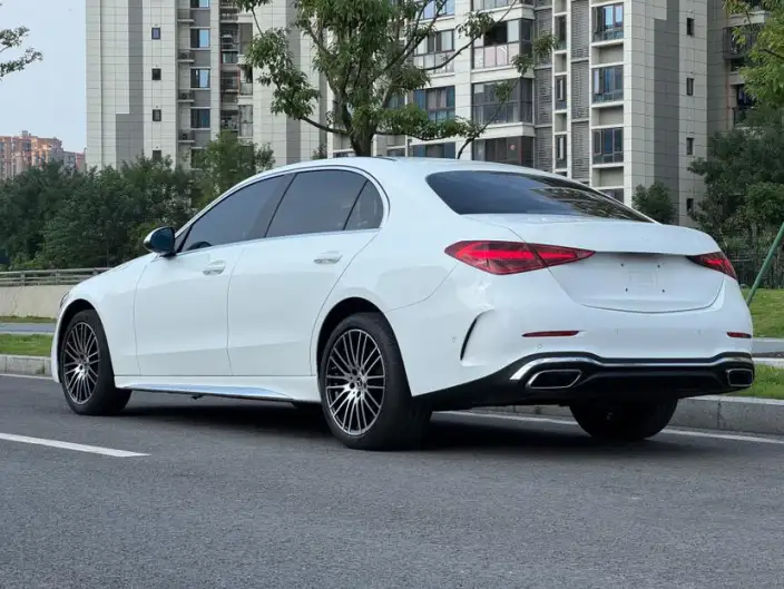 Mercedes-Benz C-Class 2024 Model C 200 L Sports Edition – фото 5