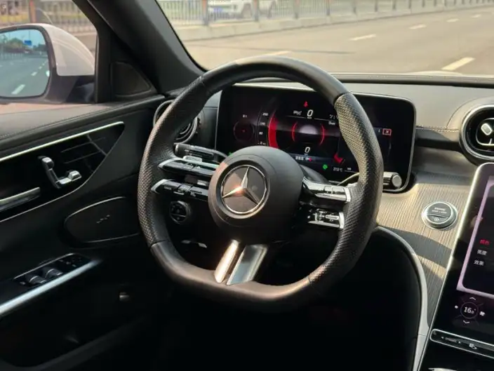 Mercedes-Benz C-Class 2024 Model C 200 L Sports Edition – фото 10