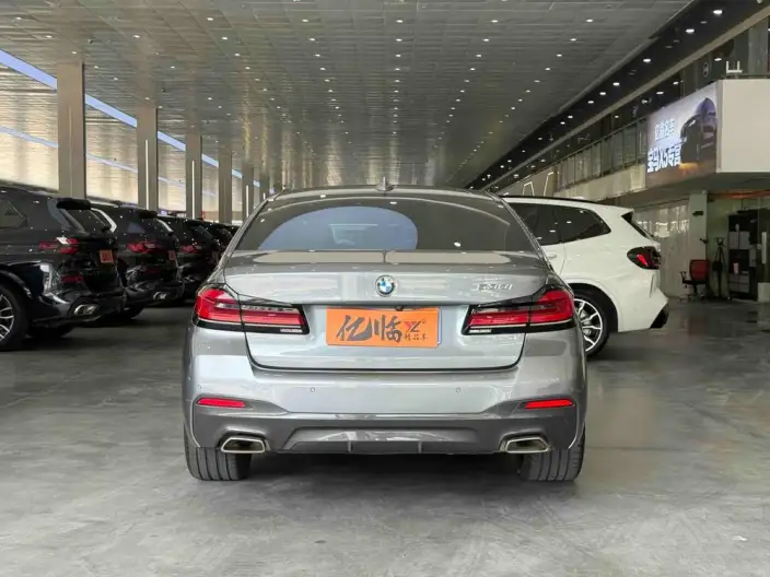 BMW 5 Series Imported 2022 Model Facelift 530i M Sports Set – фото 5