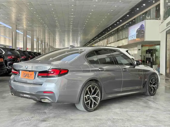 BMW 5 Series Imported 2022 Model Facelift 530i M Sports Set – фото 6