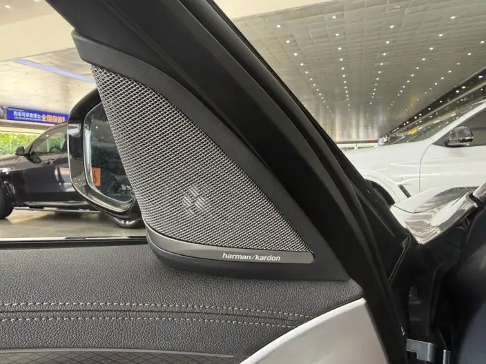 BMW 5 Series Imported 2022 Model Facelift 530i M Sports Set – фото 7