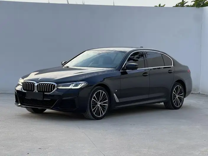BMW 5 Series 2022 Model 530Li Leading Model M Sports Set – фото 1