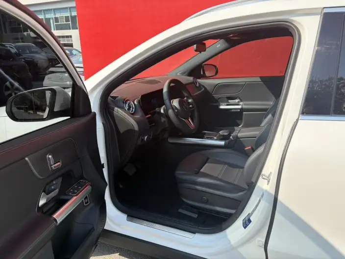 Mercedes-Benz EQA 2023 Model EQA 260 – фото 8