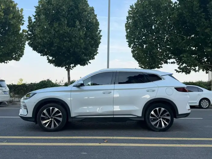BYD Song PLUS DM 2023 Model DM-i Champion Edition 110KM Flagship Model