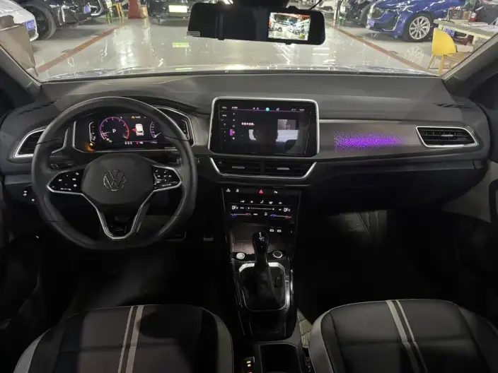 Volkswagen T-Roc 2023 Model 300TSI DSG Chenguang Edition – фото 6