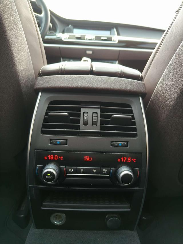 BMW 5 Series Gran Turismo 2014 модификация 528i Luxury – фото 16