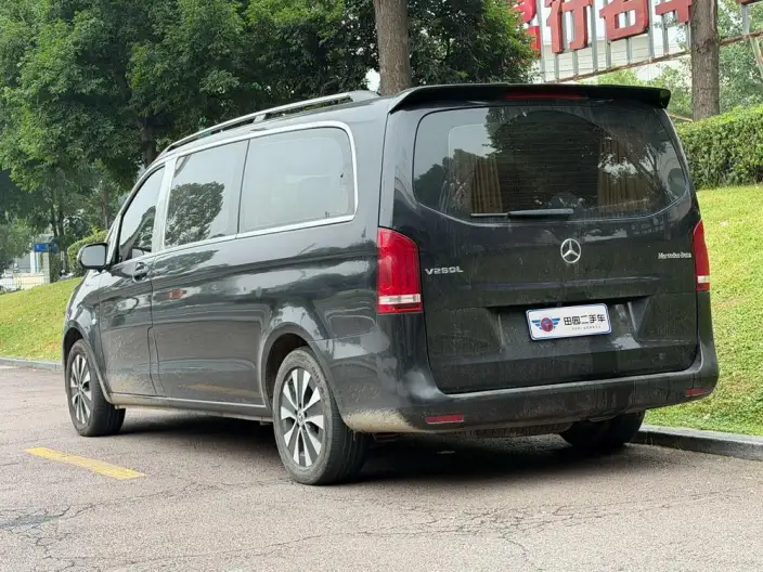Viano 2021 Model 2.0T Elite Edition 7 seat – фото 4