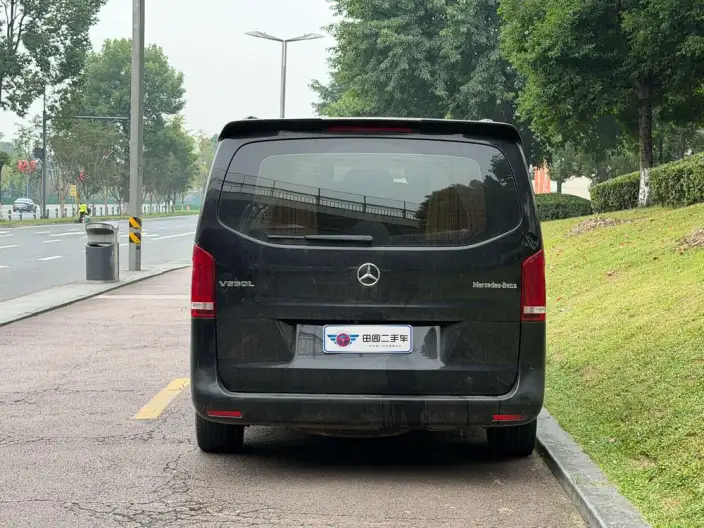 Viano 2021 Model 2.0T Elite Edition 7 seat – фото 5