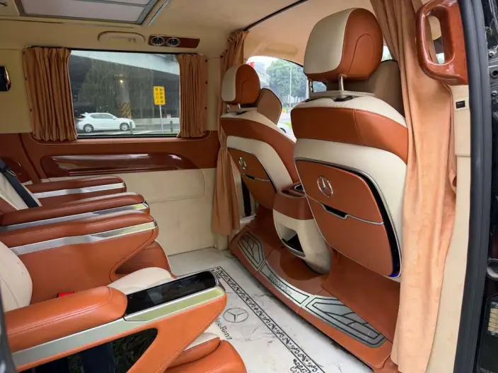 Viano 2021 Model 2.0T Elite Edition 7 seat – фото 7