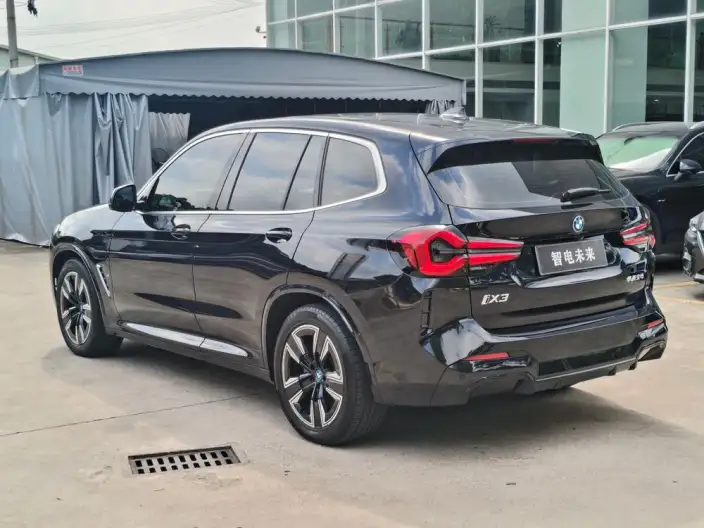BMW iX3 2022 Model Facelift Leading Model – фото 4