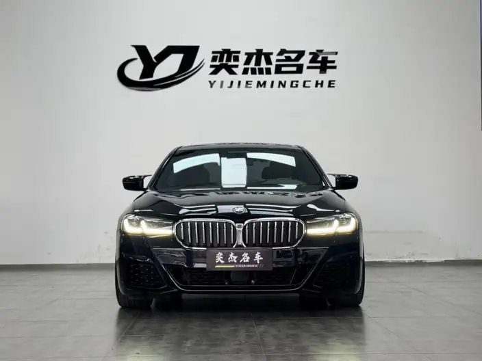 BMW 5 Series 2023 Model 530Li Leading Model M Sports Set – фото 2