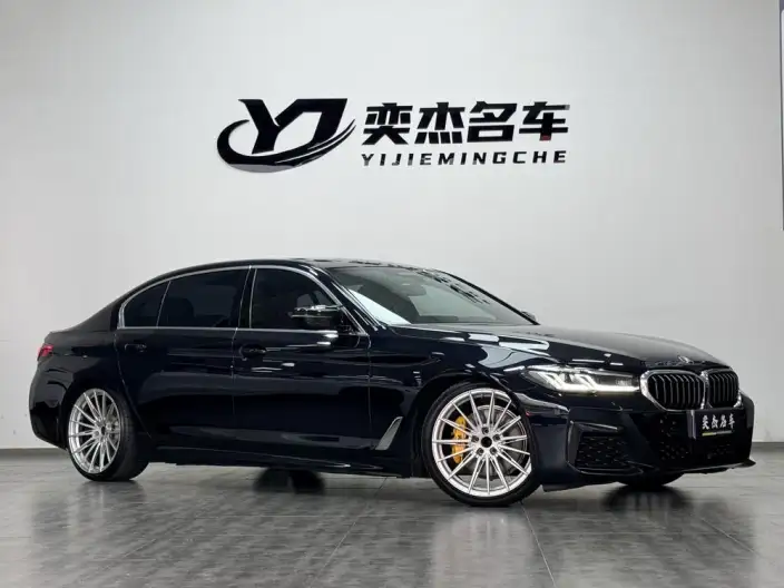 BMW 5 Series 2023 Model 530Li Leading Model M Sports Set – фото 3