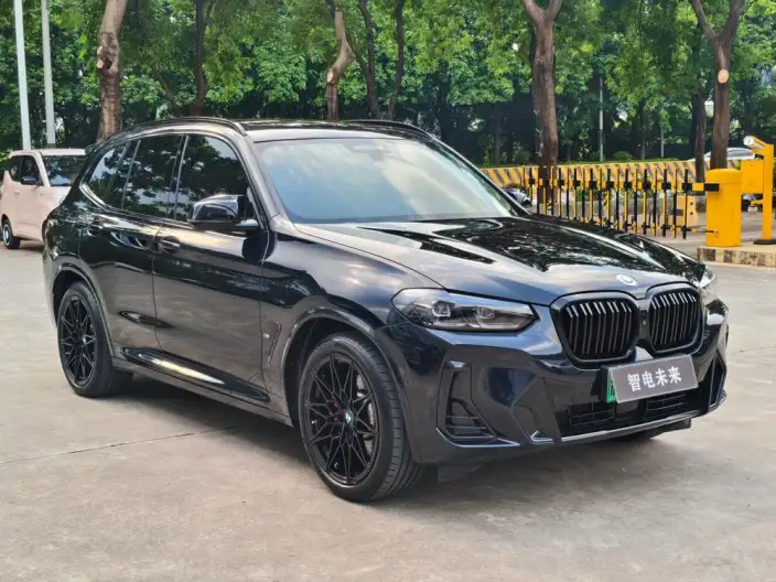 BMW iX3 2024 Model Leading Model – фото 3