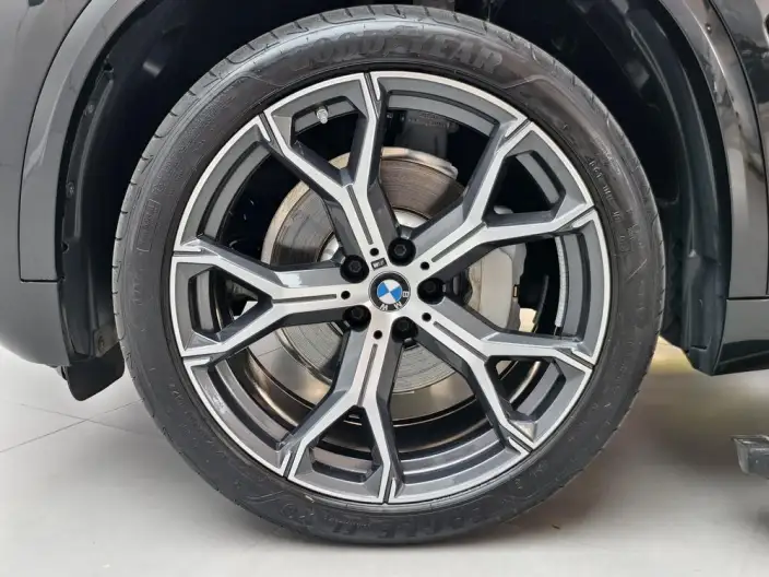 BMW X5 2023 Model xDrive30Li Exclusive Model M Sports Night Set – фото 8