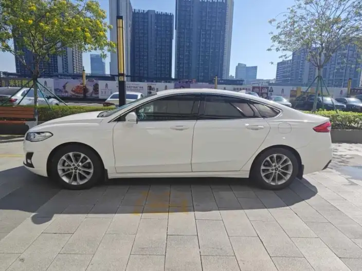 Ford Mondeo 2020 Model EcoBoost 180 Fashion Model