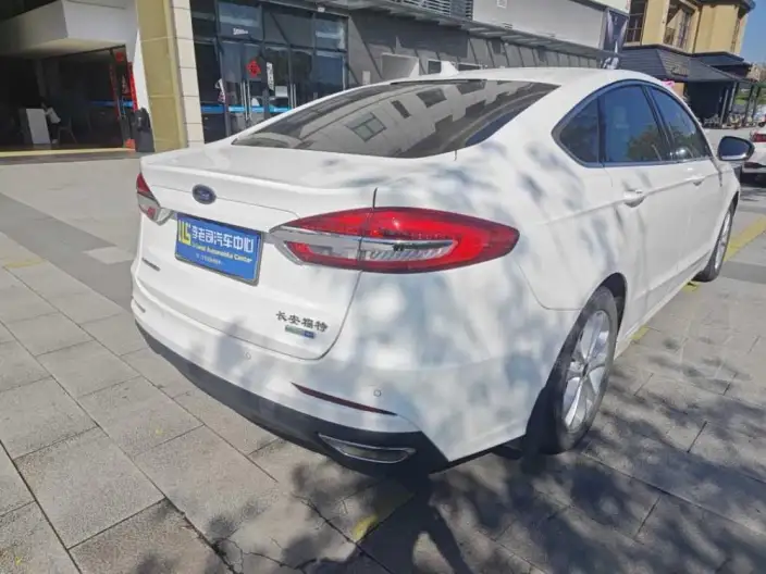 Ford Mondeo 2020 Model EcoBoost 180 Fashion Model – фото 5