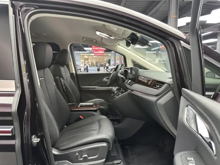 HONGQI HQ9 PHEV 2024 Model 4WD Deluxe Edition – фото 9