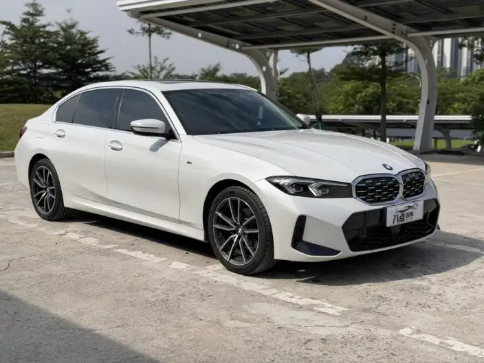 BMW 3 Series 2025 Model 325Li M Sports Set – фото 3