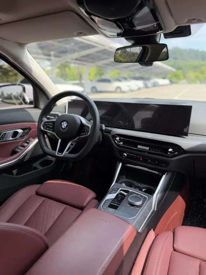 BMW 3 Series 2025 Model 325Li M Sports Set – фото 7