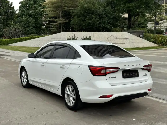 Roewe i5 2020 Model 1.5L Automatic 4G Connected Luxury Edition – фото 5