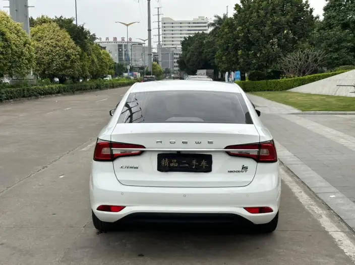 Roewe i5 2020 Model 1.5L Automatic 4G Connected Luxury Edition – фото 6