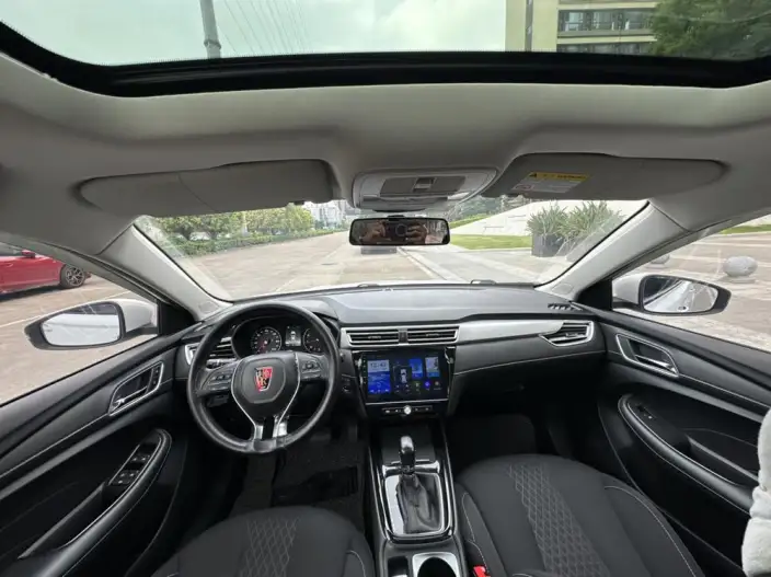 Roewe i5 2020 Model 1.5L Automatic 4G Connected Luxury Edition – фото 10