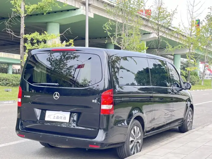 Viano 2023 Model 2.0T Elite Edition 7 seat – фото 7