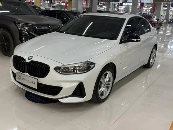 BMW 1 Series 2021 Model 120i M Sports Night Edition – фото 1