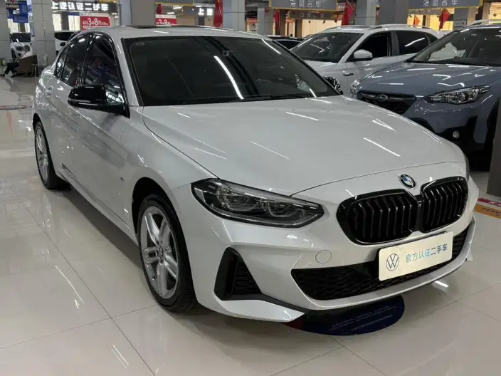 BMW 1 Series 2021 Model 120i M Sports Night Edition – фото 3
