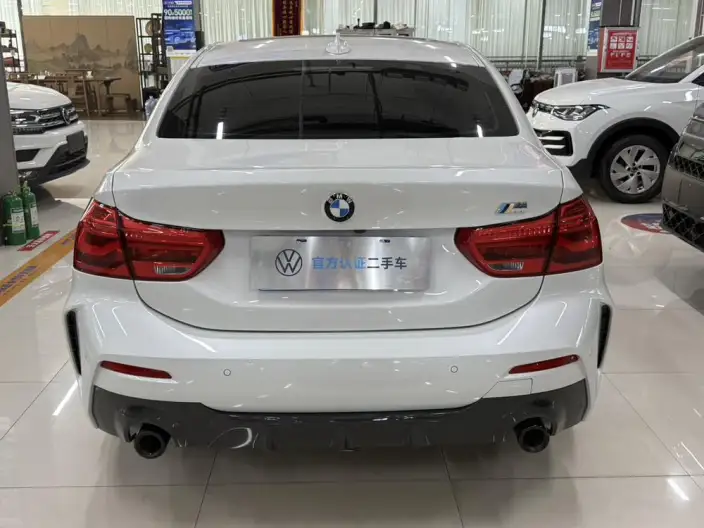 BMW 1 Series 2021 Model 120i M Sports Night Edition – фото 5