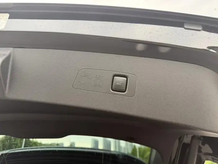 Lincoln Corsair 2022 Model Facelift 2.0T 2WD Zunya Edition – фото 8