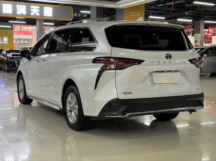 Granvia 2024 Model Intelligent Hybrid 2.5L 2WD Comfort Edition