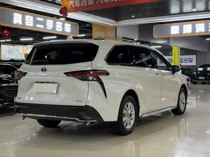 Granvia 2024 Model Intelligent Hybrid 2.5L 2WD Comfort Edition – фото 6