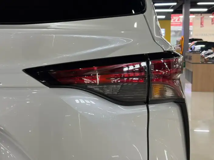 Granvia 2024 Model Intelligent Hybrid 2.5L 2WD Comfort Edition – фото 8
