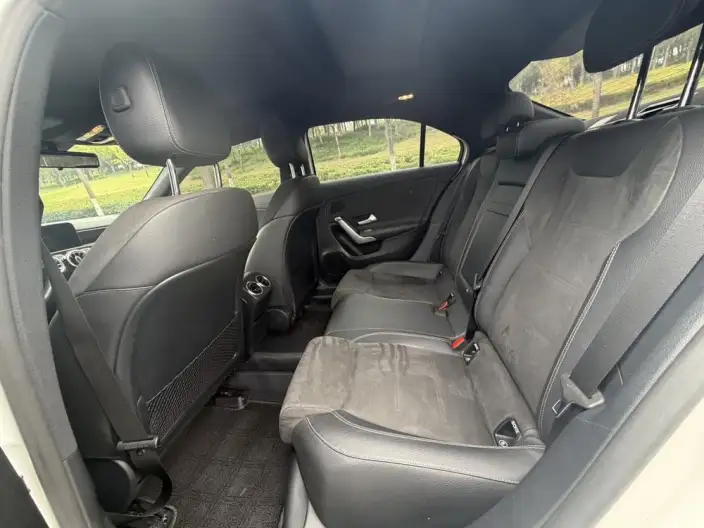 Mercedes-Benz A-class 2020 Model A 200 L Sports sedan – фото 7