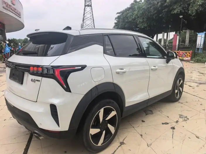 Lynk & Co 06 EM-P 2020 Model Plus – фото 6