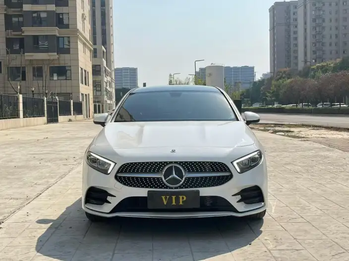 Mercedes-Benz A-class 2022 Model Facelift A 200 L Sports sedan Fashion Edition