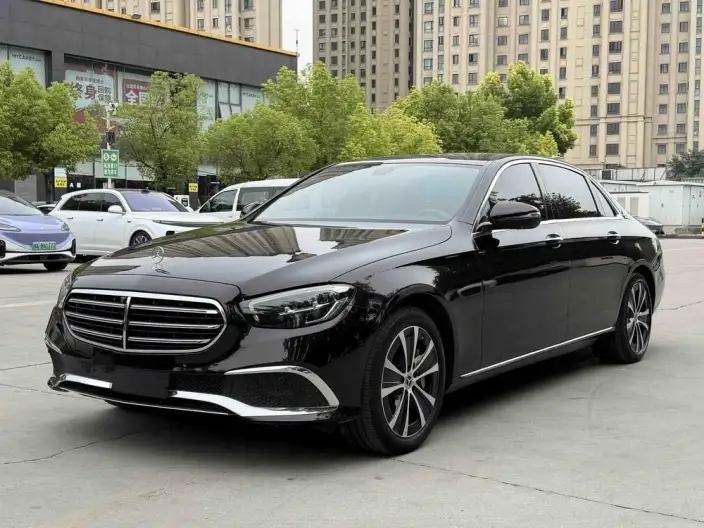 Mercedes-Benz E-Class PHEV 2023 Model E 350 e L sedan