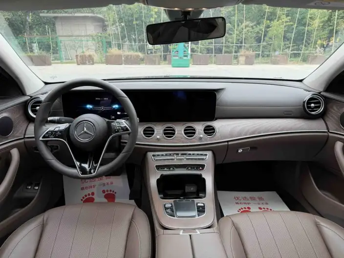 Mercedes-Benz E-Class PHEV 2023 Model E 350 e L sedan – фото 9
